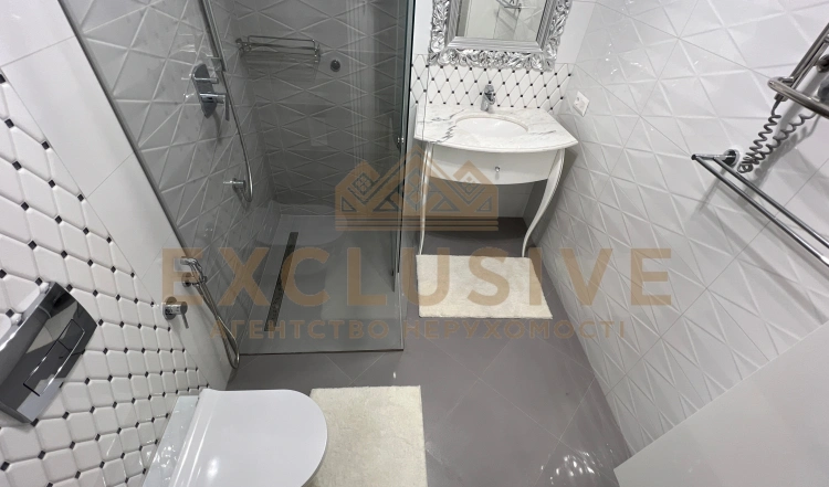 VIP квартира в центрі Житомира на БУЛЬВАРІ